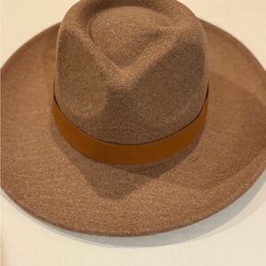 Stylish Tan Fedora Hat